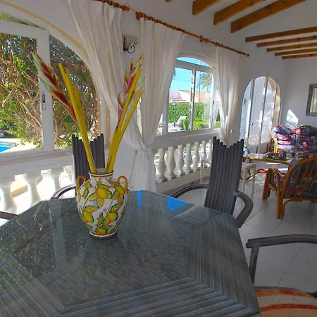 Azahar Whole Villa
