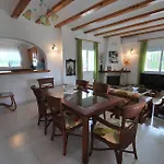Azahar Whole Villa